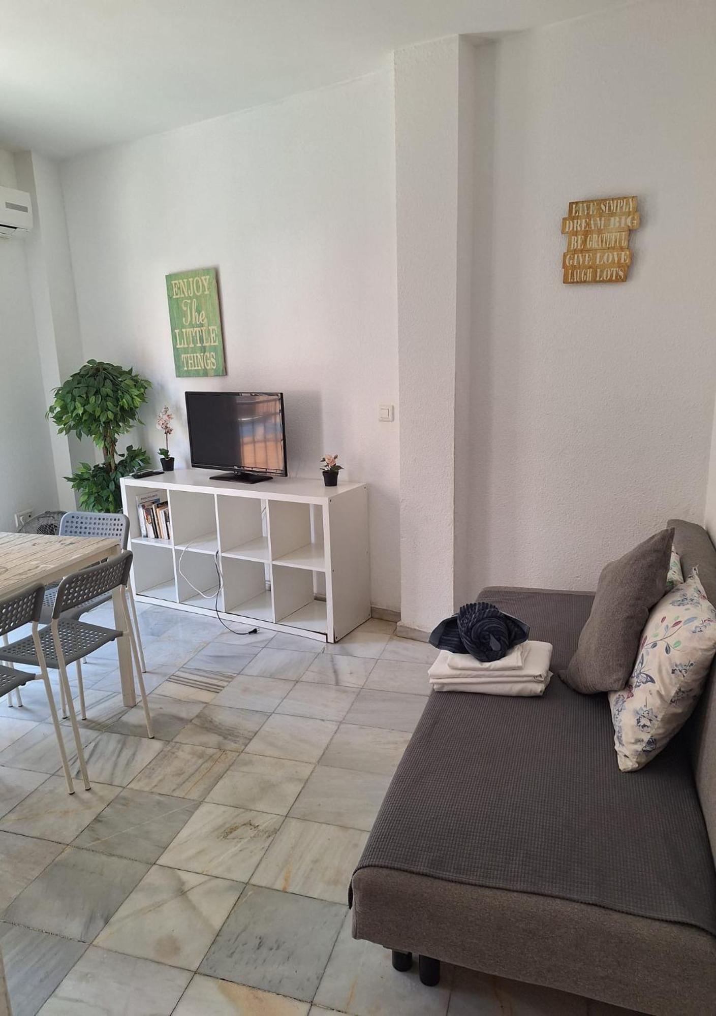 Apartamentos Centro Picasso มาลากา ภายนอก รูปภาพ